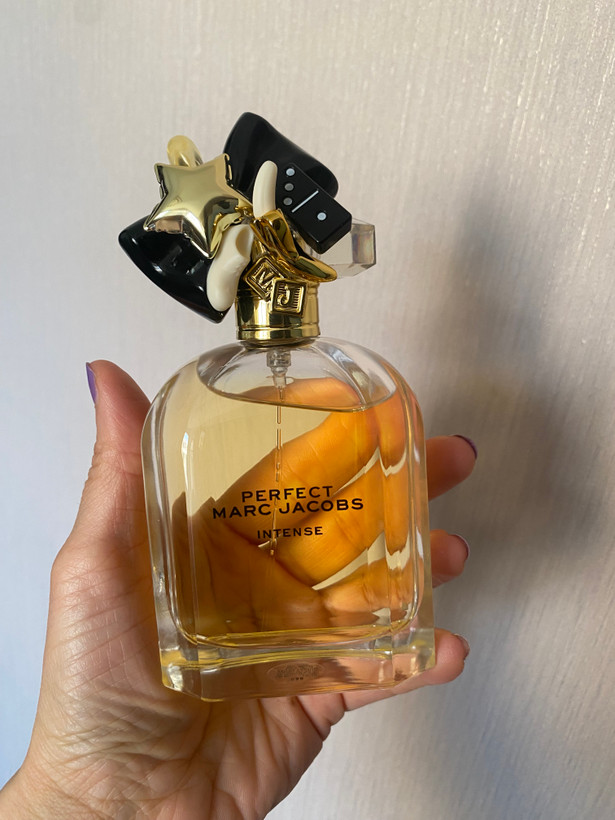 عطر ادکلن زنانه پرفکت اینتنس حجم۱۰۰ میل مسترکوالیتی سفارش اروپا بارکددار