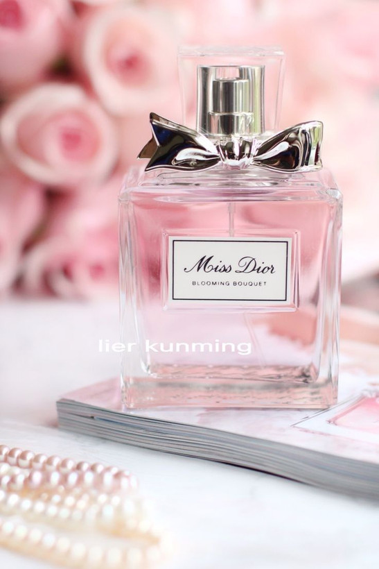عطر ادکلن زنانه میس دیور ۱۰۰ میل مسترکوالیتی سفارش اروپا بارکددار