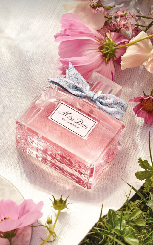 عطر ادکلن زنانه میس دیور ۱۰۰ میل مسترکوالیتی سفارش اروپا بارکددار