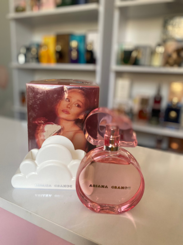 عطر ادکلن زنانه آریانا گرنده پینک کلود ۱۰۰ میل مسترکوالیتی سفارش اروپا بارکددار