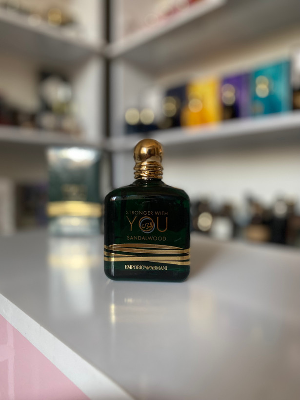 عطر ادکلن زنانه مردانه (یونیسکس)استرانگر ویت یو صندل وود ۱۰۰ میل مسترکوالیتی سفارش اروپا بارکددار