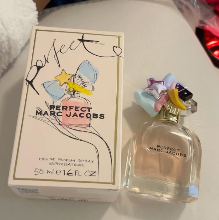 عطر ادکلن زنانه پرفکت 100 میل مستر کوالیتی سفارش اروپا بارکددار