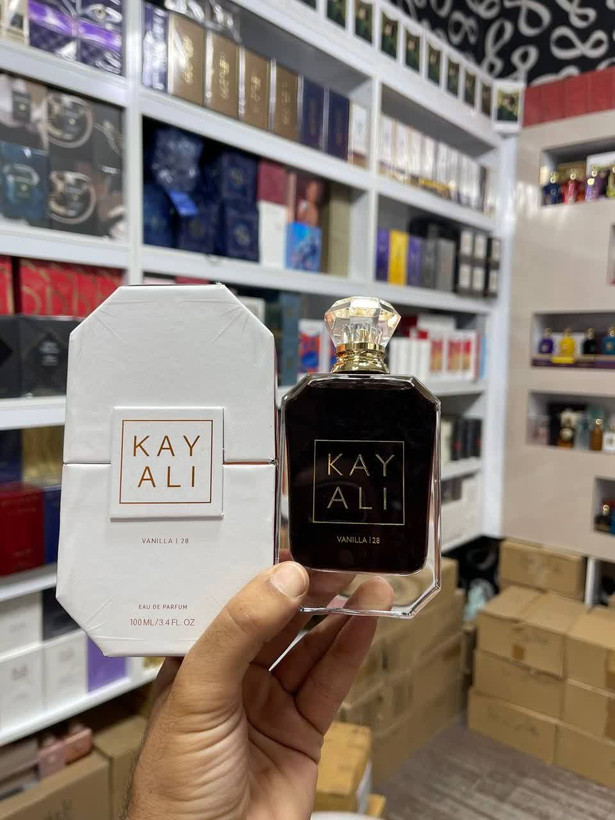 عطر ادکلن زنانه مردانه وانیلا ۲۸ ۱۰۰ میل مسترکوالیتی سفارش اروپا بارکددار